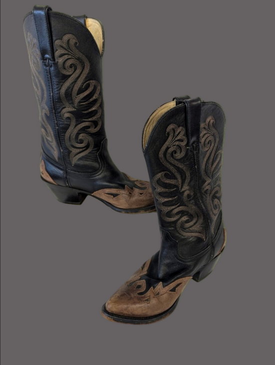 Durango Shoes - Western Boots Cowboy Boots By Durango Black and Brown -Ladies  Size 7.5